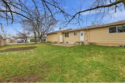 355 Scenic View Dr E, Hyrum, UT 84319 - Photo 19