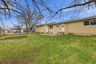 355 Scenic View Dr E, Hyrum, UT 84319 - Photo 19