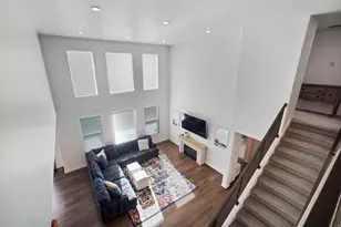 1991 S Mountain View Blvd, Woods Cross, UT 84087 - Photo 7