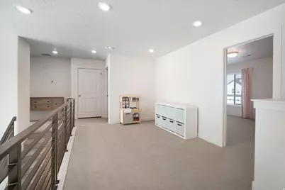 1991 S Mountain View Blvd, Woods Cross, UT 84087 - Photo 13