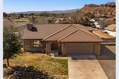 2882 S Ebony Cir, Bloomington, UT 84790 - Photo 1