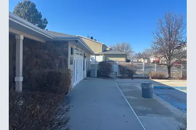 4752 W Mona Ln, West Jordan, UT 84084 - Photo 31