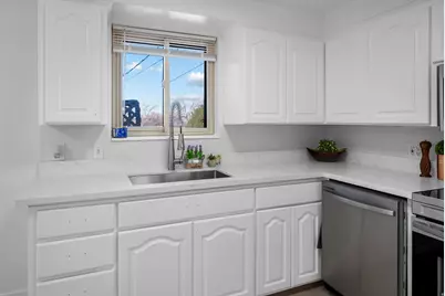 364 Fairlane Dr, Tooele, UT 84074 - Photo 11