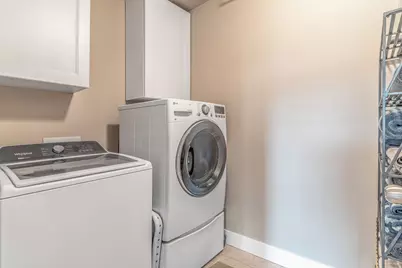 356 N Apple Leaf Ave, Kaysville, UT 84037 - Photo 25