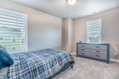 356 N Apple Leaf Ave, Kaysville, UT 84037 - Photo 21