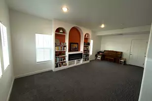 327 W Main St, Santaquin, UT 84655 - Photo 3