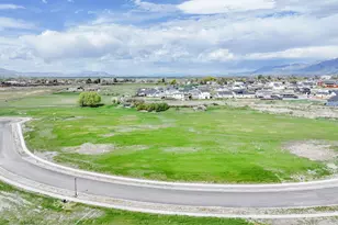 888 W 85 S, Hyrum, UT 84319 - Photo 1