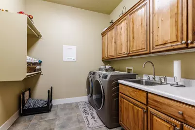 963 W Sapphire Dr., Diamond Valley, UT 84770 - Photo 31