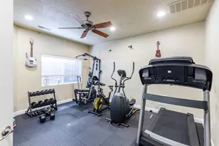 963 W Sapphire Dr, Diamond Valley, UT 84770 - Photo 35