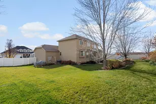 490 W 3450 N, Pleasant View, UT 84414 - Photo 13