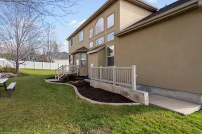 490 W 3450 N, Pleasant View, UT 84414 - Photo 11