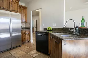 331 E Seagull Ln, Saratoga Springs, UT 84045 - Photo 7