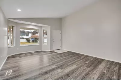 1342 E 5200 S, South Ogden, UT 84403 - Photo 5