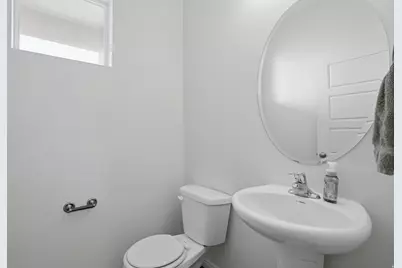 207 E Bliss S, Saratoga Springs, UT 84045 - Photo 15