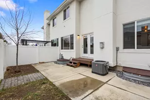 190 E White Spruce Cv S, Sandy, UT 84070 - Photo 23