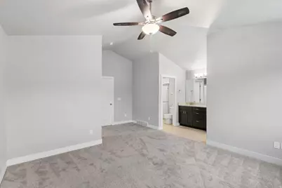 190 E White Spruce Cv S #805, Sandy, UT 84070 - Photo 11