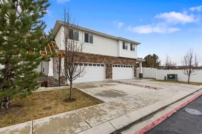 190 E White Spruce Cv S #805, Sandy, UT 84070 - Photo 3