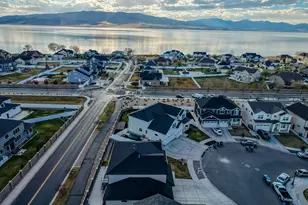 213 W Sicula Rd, Vineyard, UT 84059 - Photo 3