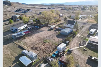 359 N 100 W, Moroni, UT 84646 - Photo 27
