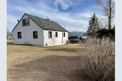 359 N 100 W, Moroni, UT 84646 - Photo 21