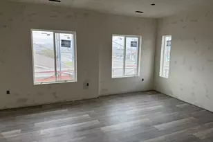 7222 S Ramanee Dr E, Midvale, UT 84047 - Photo 7