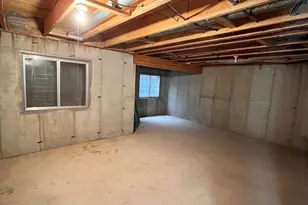 1773 Meadow Creek Ln, Ogden, UT 84403 - Photo 35