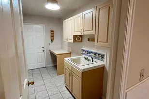 1773 Meadow Creek Ln, Ogden, UT 84403 - Photo 15