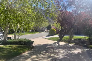 1773 Meadow Creek Ln, Ogden, UT 84403 - Photo 41