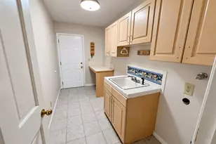 1773 Meadow Creek Ln, Ogden, UT 84403 - Photo 11