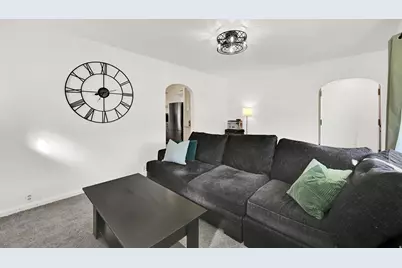 789 N Hill Villa Drive Dr W, Layton, UT 84041 - Photo 5