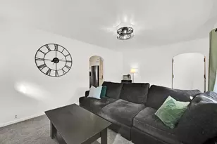 789 N Hill Villa Dr Dr W, Layton, UT 84041 - Photo 5