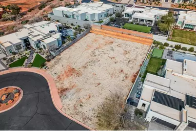 633 E Flint Rock Cir, Ivins, UT 84738 - Photo 9