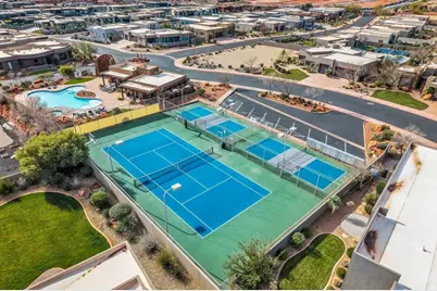 633 E Flint Rock Cir, Ivins, UT 84738 - Photo 25