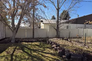 275 W 200 N, Vernal, UT 84078 - Photo 25