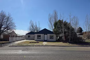 275 W 200 N, Vernal, UT 84078 - Photo 27