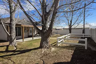 275 W 200 N, Vernal, UT 84078 - Photo 21