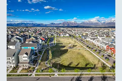 10777 S Lamond Dr W, South Jordan, UT 84009 - Photo 31