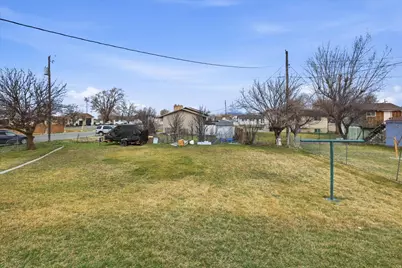 1113 S Main St, Garland, UT 84312 - Photo 35
