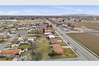 1113 S Main St, Garland, UT 84312 - Photo 41