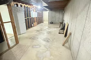 5488 S 250 E, Washington Terrace, UT 84405 - Photo 31