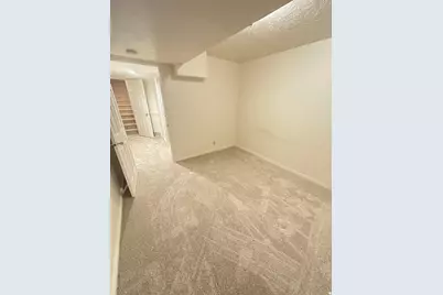 5488 S 250 E, Washington Terrace, UT 84405 - Photo 29