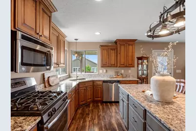 747 W 2775 N, Pleasant View, UT 84414 - Photo 11