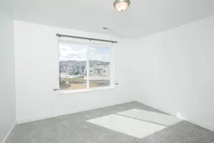 8416 N Sun Crest Dr, Eagle Mountain, UT 84005 - Photo 13