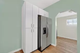 77 N 4th St E, Tooele, UT 84074 - Photo 9