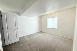 7628 S Clipper Hill Rd W, West Jordan, UT 84081 - Photo 25