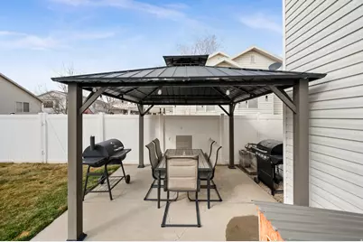 5884 S Impressions Dr W, Salt Lake City, UT 84118 - Photo 21