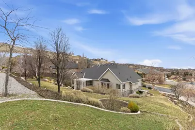 609 S Parkway Dr, North Salt Lake, UT 84054 - Photo 43