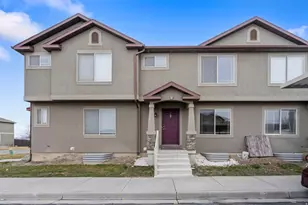 8045 N Plum Creek Dr, Eagle Mountain, UT 84005 - Photo 41