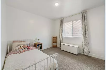 1940 S Marigold Way, Santaquin, UT 84655 - Photo 13