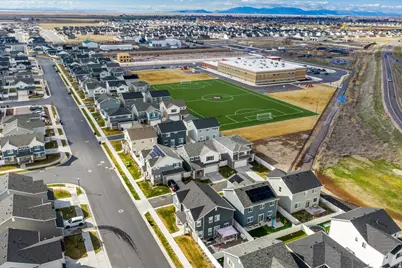 2094 W Lydia Ln, Syracuse, UT 84075 - Photo 25